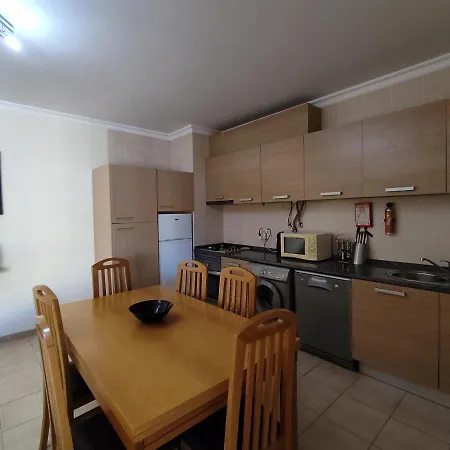 4b Alto Dos Navegantes - Casas & Papeis *